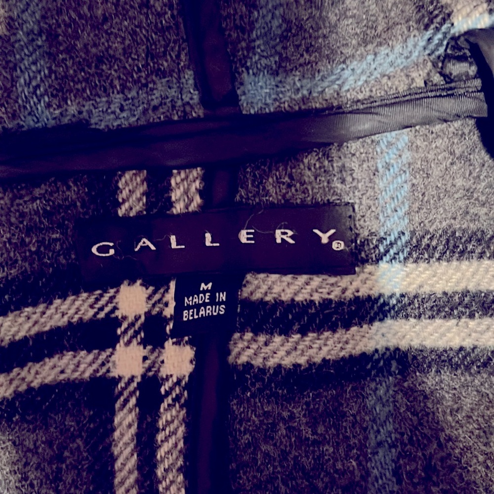 Coat - Picture 3 of 3